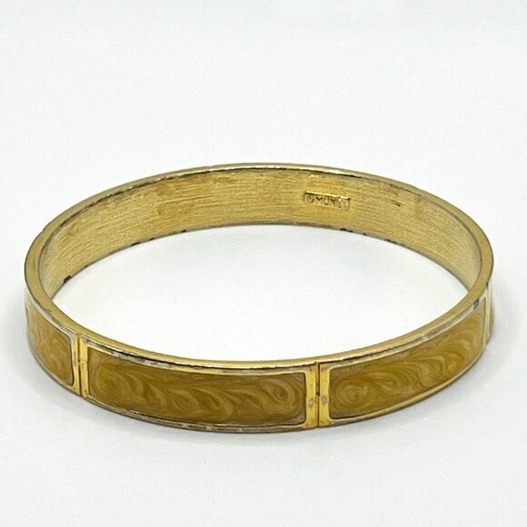 Monet. Bracelet. Gold tone. 8.75 diameter. - Picture 8 of 10